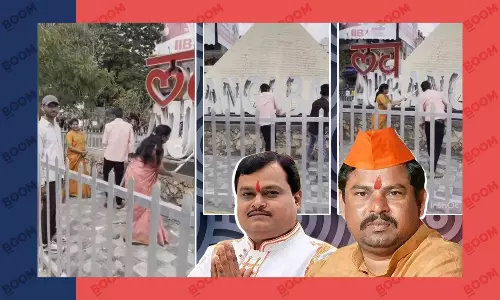 Aurangabad Signboards Vandalised After Hate Speeches At Hindutva Rally Aurangabad Signboards Vandalised After Hate Speeches At Hindutva Rally