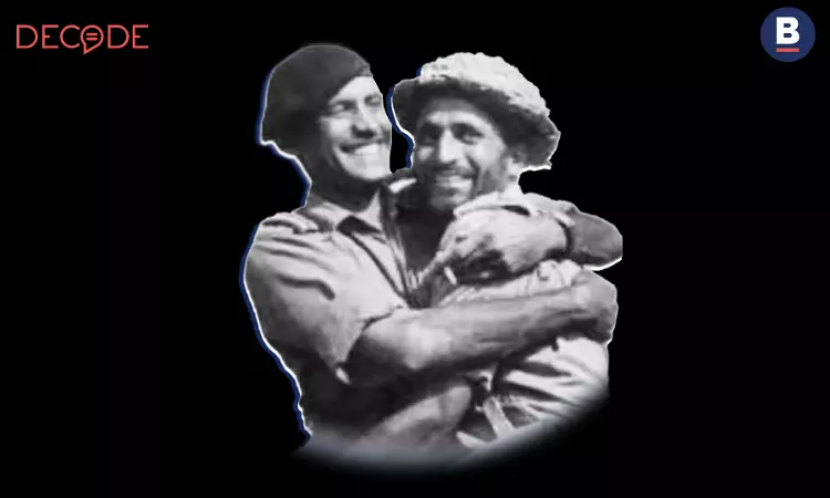 Over Fallen Soldiers And Rafi, Indian And Pakistani Army Veterans Bond Online