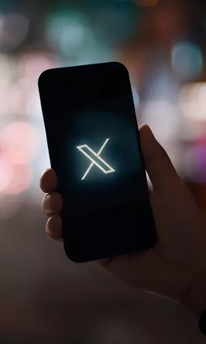 Carlsons Interview Announcement With Putin Propels X To Top Spot In U.S. App Store Overnight