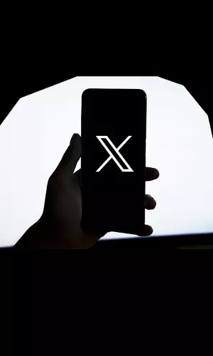 X Updates Privacy Policy to Let Third Parties Train AI on User Posts