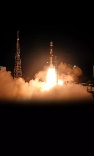 What Do We Know About SpaDeX, ISRO’s Latest Space Experiment?
