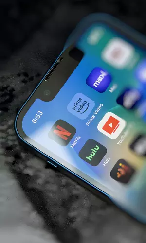 SC Issues Notice Over OTT Obscenity; Centre Hints at New Regulations