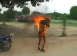 man set on fire in gonda