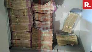 Art Installation Video Viral Again As Cash Seized From DK Shivakumar